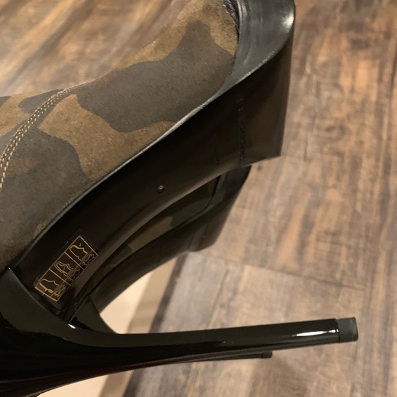 Burberry Booties heels Nadie Military print - Picture 5 of 8